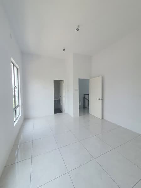 Rumah Teres 2 Tingkat untuk Dijual di Kelebang (Ipoh) - Kayan . - Interior - PropertyGuru.com.my