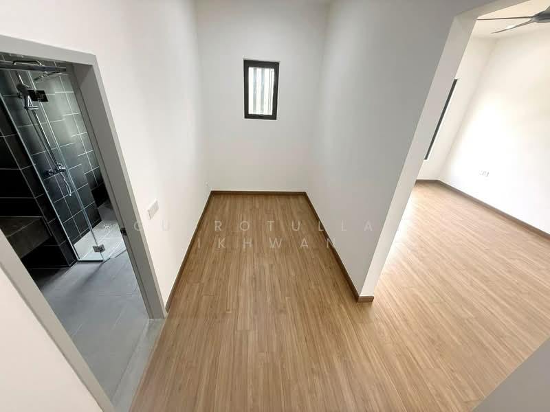 Semi-Detached House for Sale in Cyber 10 (Cyberjaya) - Gudrotullah Ikhwan - Bathroom - PropertyGuru.com.my