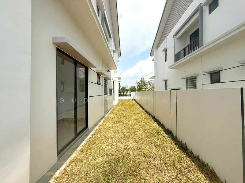 Semi-Detached House for Sale in Cyber 10 (Cyberjaya) - Gudrotullah Ikhwan - Exterior - PropertyGuru.com.my