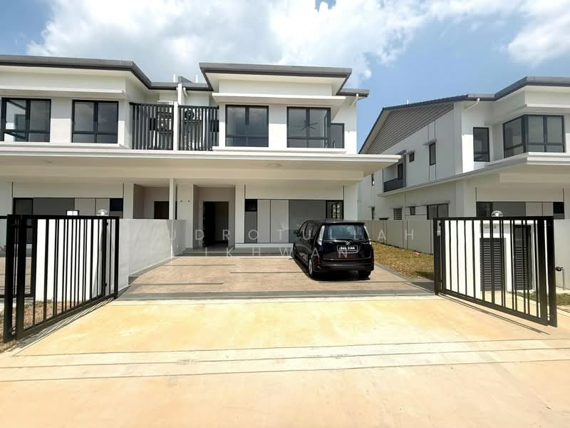 Semi-Detached House for Sale in Cyber 10 (Cyberjaya) - Gudrotullah Ikhwan - Exterior - PropertyGuru.com.my