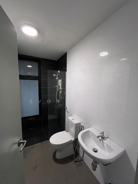Servis Apartment untuk Dijual di Utropolis Urbano - Evon Wong - Bathroom - PropertyGuru.com.my