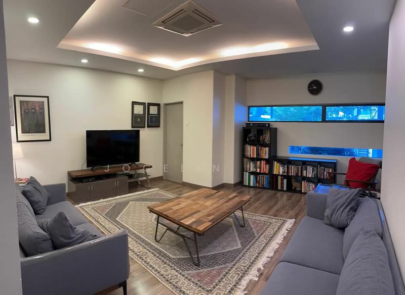3-storey Terraced House for Sale in Laman Glenmarie (Shah Alam) - Jocelin Lim - Living Room - PropertyGuru.com.my