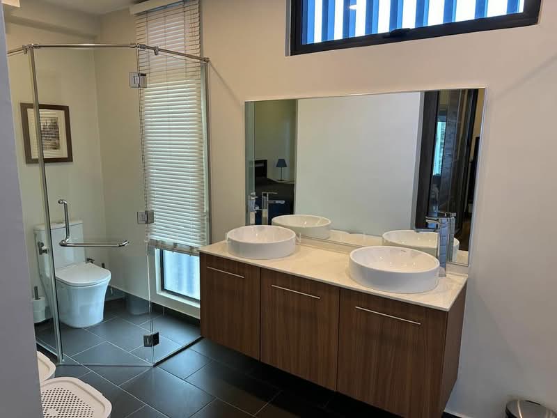 3-storey Terraced House for Sale in Laman Glenmarie (Shah Alam) - Jocelin Lim - Bathroom - PropertyGuru.com.my