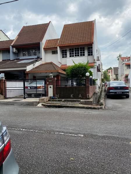 Rumah Teres 2 Tingkat untuk Dijual di Taman Tun Dr Ismail (Kuala Lumpur) - Najah Kadir - Exterior - PropertyGuru.com.my