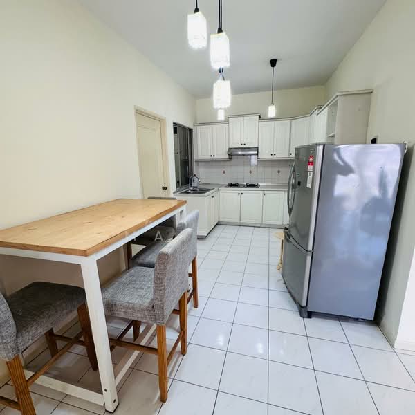 Kondominium untuk Dijual di Villa Emas - May Lee - Kitchen - PropertyGuru.com.my