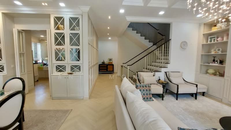 Rumah Berkembar untuk Dijual di Bukit Jelutong (Shah Alam) - Anim Moksir - Living Room - PropertyGuru.com.my