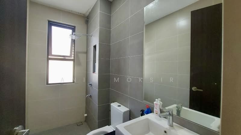 Rumah Berkembar untuk Dijual di Bukit Jelutong (Shah Alam) - Anim Moksir - Bathroom - PropertyGuru.com.my