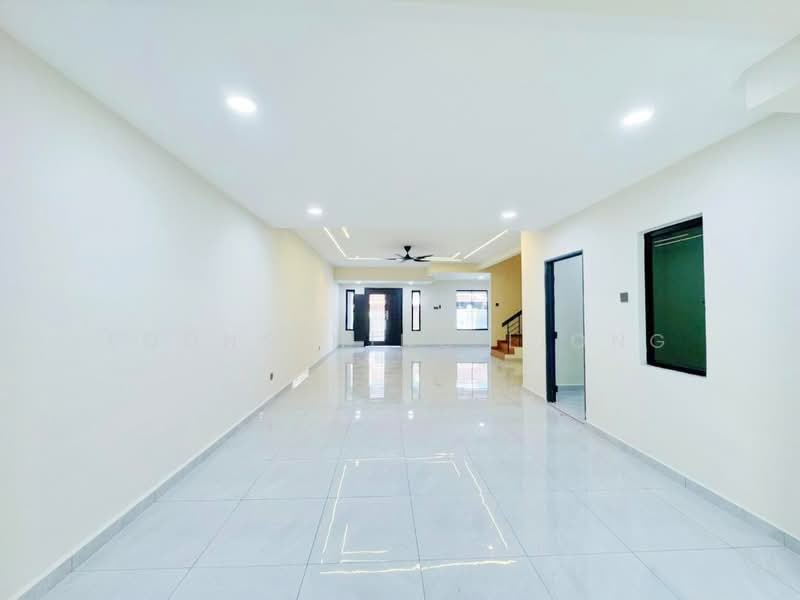 2-storey Terraced House for Sale in Taman Megah Ria (Masai) - Loong Hing Liong - Living Room - PropertyGuru.com.my