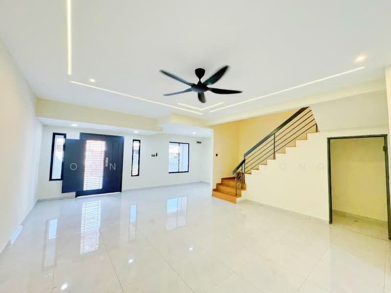2-storey Terraced House for Sale in Taman Megah Ria (Masai) - Loong Hing Liong - Living Room - PropertyGuru.com.my