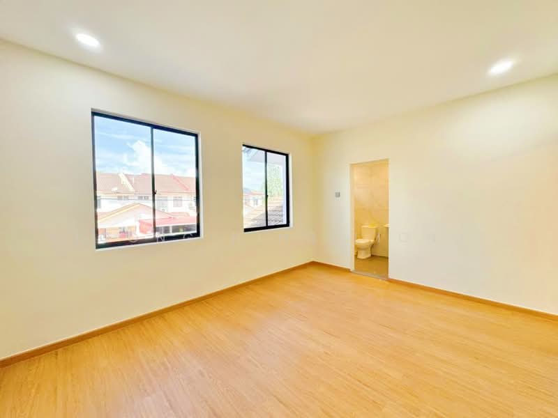 2-storey Terraced House for Sale in Taman Megah Ria (Masai) - Loong Hing Liong - Interior - PropertyGuru.com.my