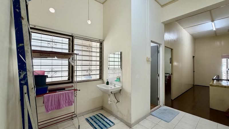 Rumah Teres 2 Tingkat untuk Dijual di Pulau Tikus (Penang) - Khor Chiayee - Bathroom - PropertyGuru.com.my