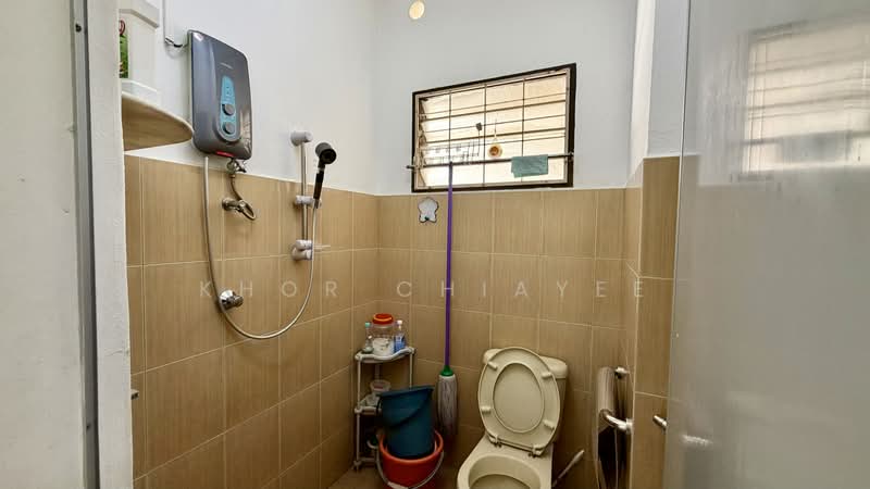 Rumah Teres 2 Tingkat untuk Dijual di Pulau Tikus (Penang) - Khor Chiayee - Bathroom - PropertyGuru.com.my