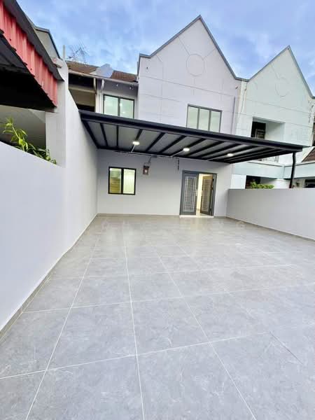 Rumah Teres 2 Tingkat untuk Dijual di Bandar Baru Permas Jaya (Permas Jaya) - Loong Hing Liong - Exterior - PropertyGuru.com.my
