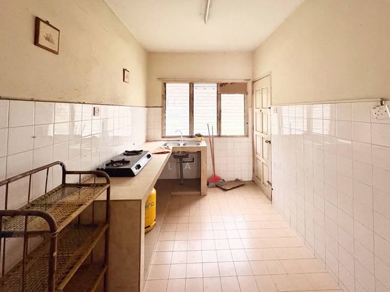 2-storey Terraced House for Sale in Taman TTDI Jaya (Shah Alam) - Wan Azlan Ahmad - PropertyGuru.com.my