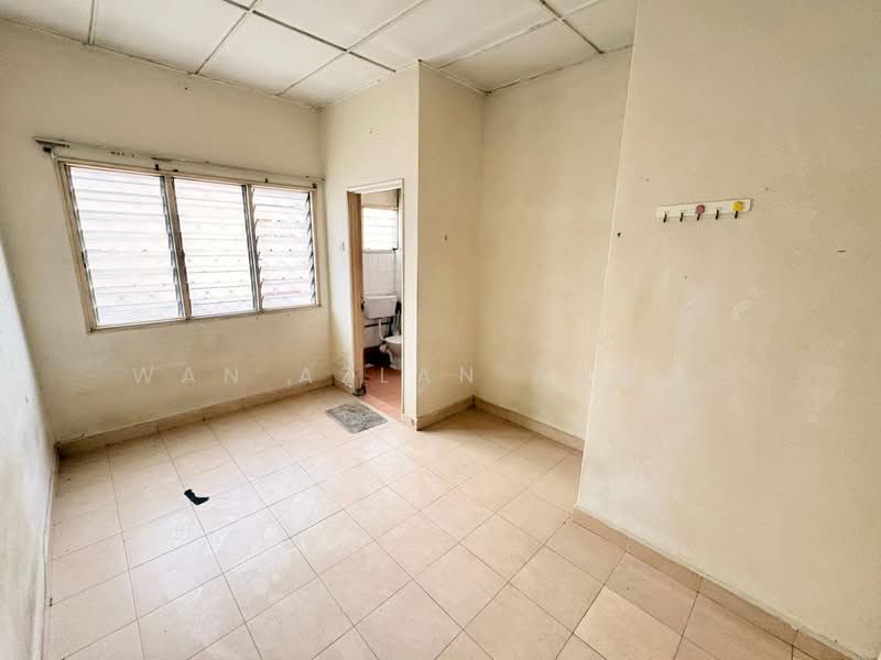 2-storey Terraced House for Sale in Taman TTDI Jaya (Shah Alam) - Wan Azlan Ahmad - PropertyGuru.com.my
