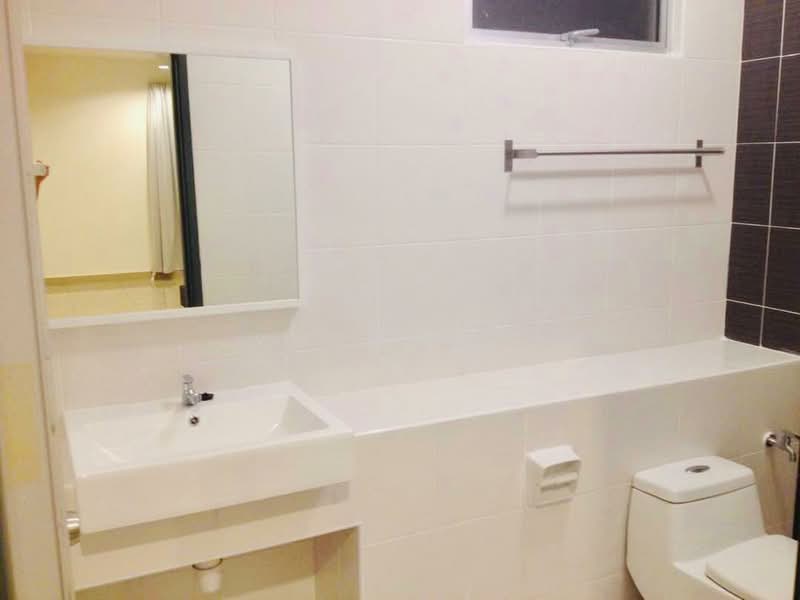 Service Residence for Sale at D'Ambience Residences (Pangsapuri Ikatan Flora) - Yucong . - Bathroom - PropertyGuru.com.my
