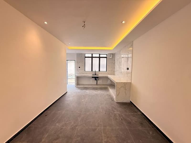 2-storey Terraced House for Sale in Bukit Indah (Iskandar Puteri (Nusajaya)) - Ms Tham - Kitchen - PropertyGuru.com.my