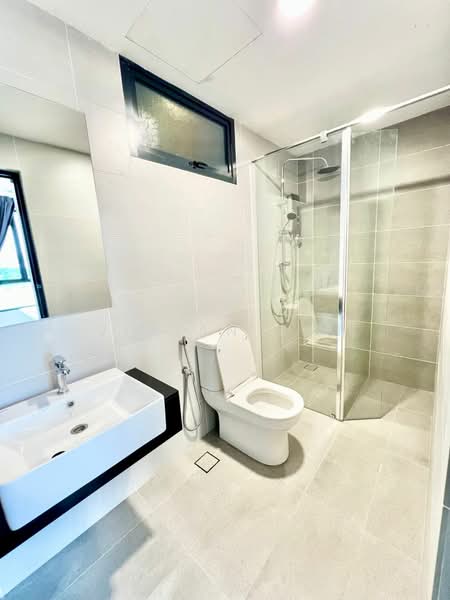 Condominium for Rent at Anggun Residences - Vivian Sim - Bathroom - PropertyGuru.com.my