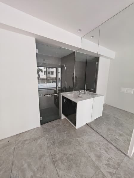 Link Bungalow for Rent in Tanjung Bungah (Penang) - Jocellynn Lee - Bathroom - PropertyGuru.com.my