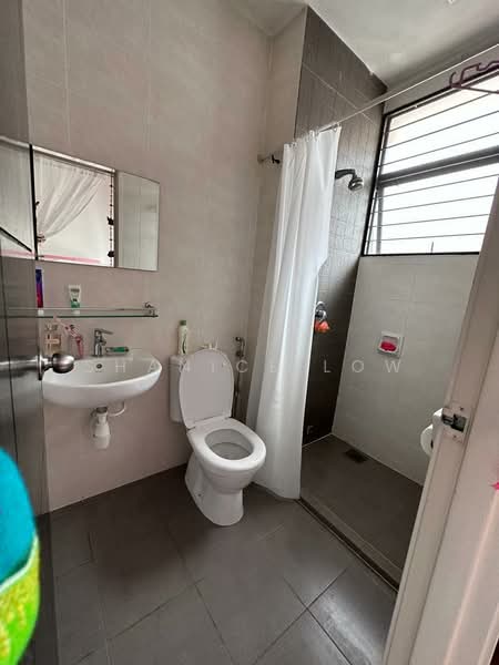 2-storey Terraced House for Sale in Bandar Puteri Puchong (Puchong) - Shanice Low - Bathroom - PropertyGuru.com.my