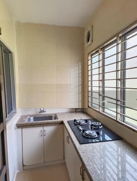 2-storey Terraced House for Sale in Bandar Puteri Puchong (Puchong) - Shanice Low - Kitchen - PropertyGuru.com.my