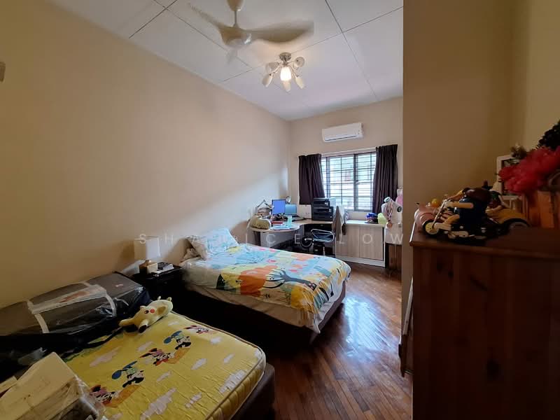 2-storey Terraced House for Sale in Bandar Puteri Puchong (Puchong) - Shanice Low - Bedroom - PropertyGuru.com.my