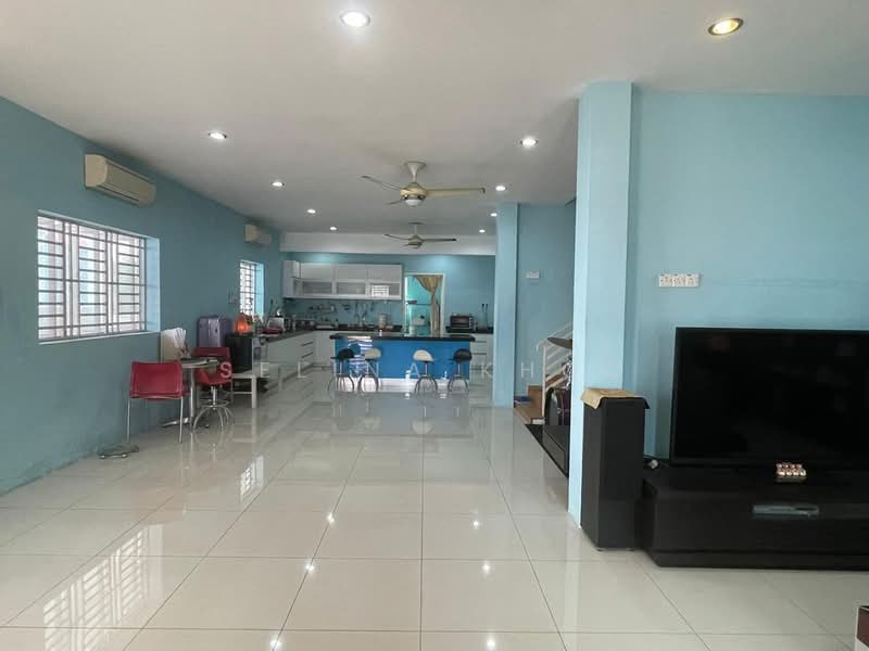 Rumah Berkembar untuk Disewa di Tanjung Bungah (Penang) - Selina Khoo - Living Room - PropertyGuru.com.my