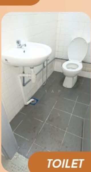 2-storey Terraced House for Sale in Taman Overseas Union (Taman Oug) (Jalan Klang Lama (Old Klang Road)) - SL Yap - Bathroom - PropertyGuru.com.my