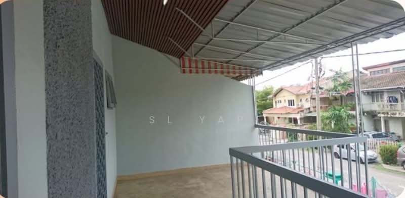 2-storey Terraced House for Sale in Taman Overseas Union (Taman Oug) (Jalan Klang Lama (Old Klang Road)) - SL Yap - Balcony - PropertyGuru.com.my