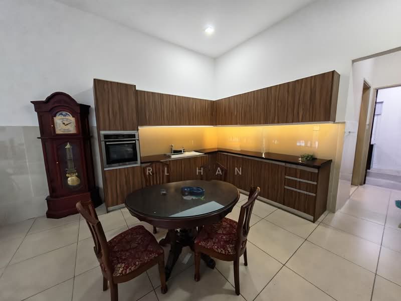 Rumah Teres untuk Dijual di Temasya Glenmarie (Glenmarie) - RL Han - Kitchen - PropertyGuru.com.my