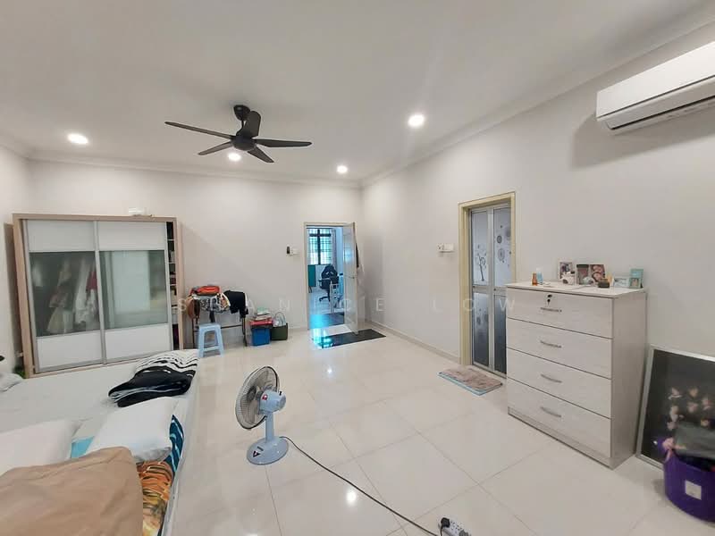 2-storey Terraced House for Sale in Bandar Puteri Puchong (Puchong) - Shanice Low - Living Room - PropertyGuru.com.my