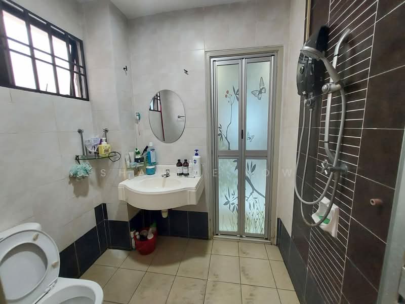 2-storey Terraced House for Sale in Bandar Puteri Puchong (Puchong) - Shanice Low - Bathroom - PropertyGuru.com.my