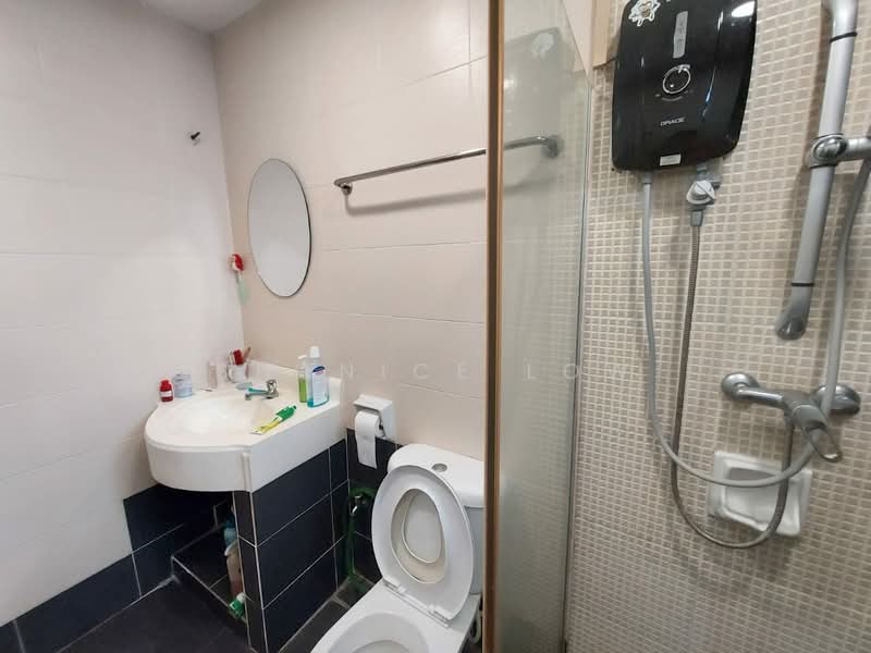 2-storey Terraced House for Sale in Bandar Puteri Puchong (Puchong) - Shanice Low - Bathroom - PropertyGuru.com.my