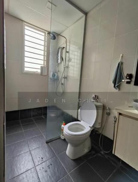 Service Residence for Sale at Amara - Jaden Chai - Bathroom - PropertyGuru.com.my