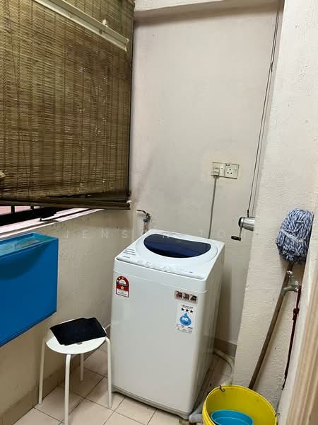 Kondominium untuk Disewa di Sang Suria - Jenson Toh - Balcony - PropertyGuru.com.my