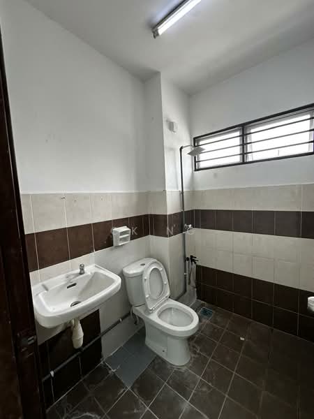 2-storey Terraced House for Sale in Bandar Teknologi Kajang (Kajang) - CK Ng - Bathroom - PropertyGuru.com.my