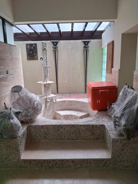 Bungalow House untuk Dijual di Kuala Lumpur (Kuala Lumpur) - Daisy Loh - Bathroom - PropertyGuru.com.my