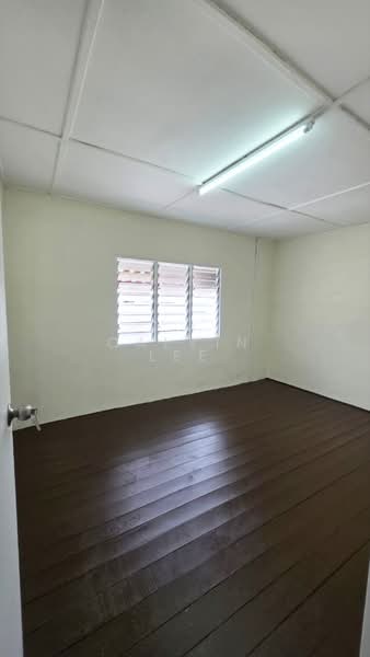 Rumah Teres 2 Tingkat untuk Dijual di Kampung Ulu Tiram (Ulu Tiram) - Calvin Lee - PropertyGuru.com.my