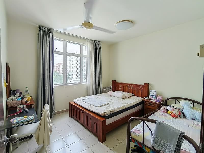 Apartment for Sale at Larai Apartment Presint 6 @ Putrajaya - Ashraf Azwan - Bedroom - PropertyGuru.com.my