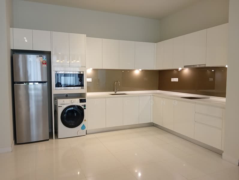 Service Residence for Sale at Service Suites @ Pavilion Embassy - Elaine Chong - Kitchen - PropertyGuru.com.my
