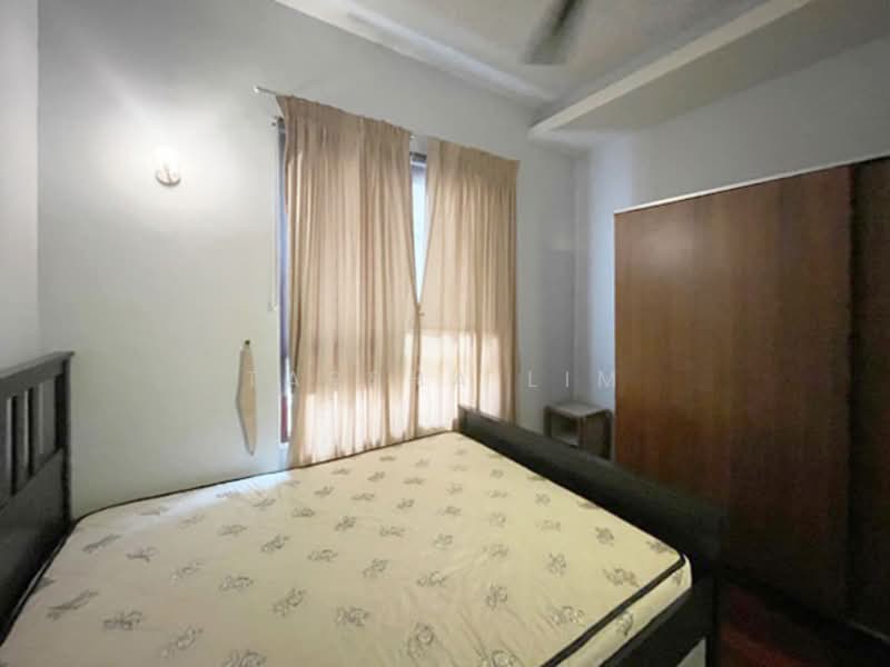 Condominium for Sale at Surian Condominium - Tarsha Lim - Bedroom - PropertyGuru.com.my