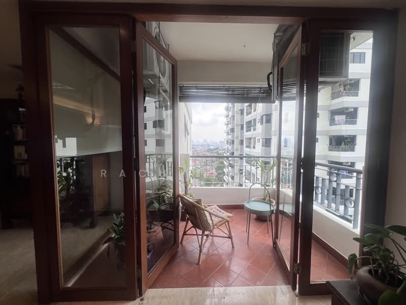 Condominium for Sale at Maxwell Towers - Rachel Leow - Balcony - PropertyGuru.com.my