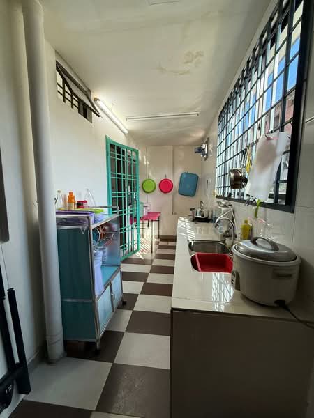 Rumah Teres 2 Tingkat untuk Dijual di Taman Mount Austin (Tebrau) - VK Chong - Kitchen - PropertyGuru.com.my