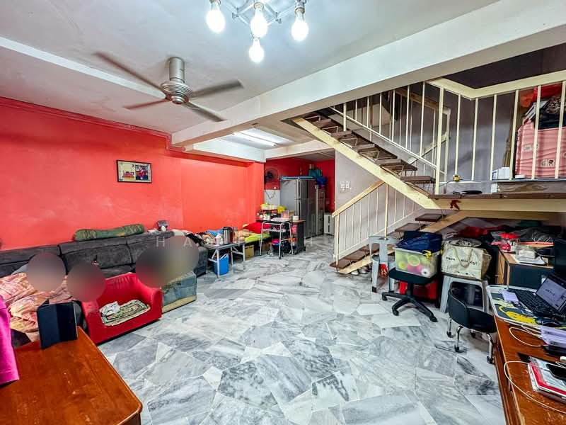 2-storey Terraced House for Sale in Cheras (Kuala Lumpur) - Hanif Hanz - Living Room - PropertyGuru.com.my