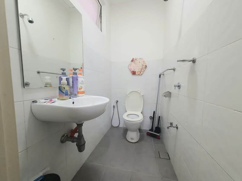 Condominium for Sale at Surian Residences - Azizol . - Bathroom - PropertyGuru.com.my