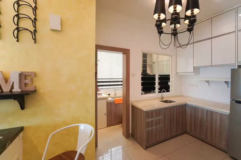 Kondominium untuk Dijual di The Majestic - Jeff Tan - Kitchen - PropertyGuru.com.my