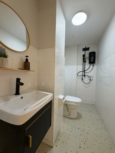 Condominium for Sale at Perdana Puri - Apple Lim - Bathroom - PropertyGuru.com.my