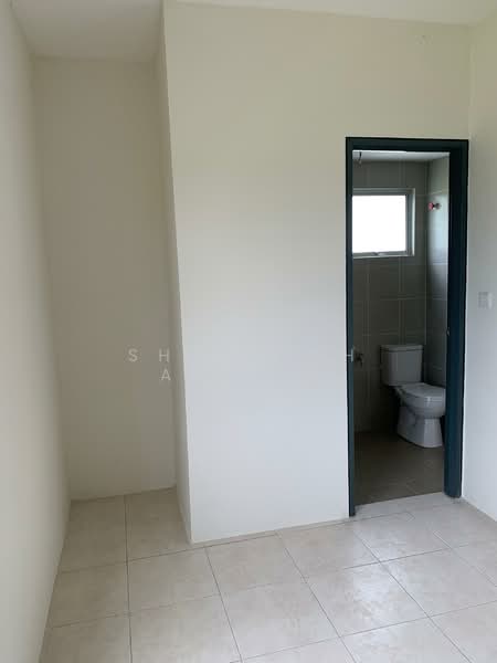 2-storey Terraced House for Sale in Dengkil (Selangor) - SHAMSIAH AJMAIN - Bathroom - PropertyGuru.com.my