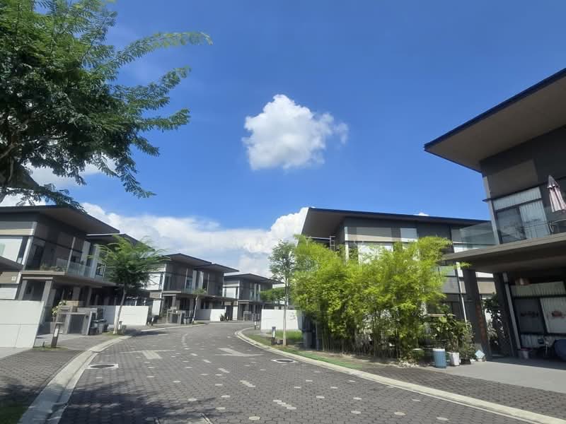 Semi-Detached House for Sale in Iskandar Puteri (Nusajaya) (Johor) - Lisa Yeo - Exterior - PropertyGuru.com.my
