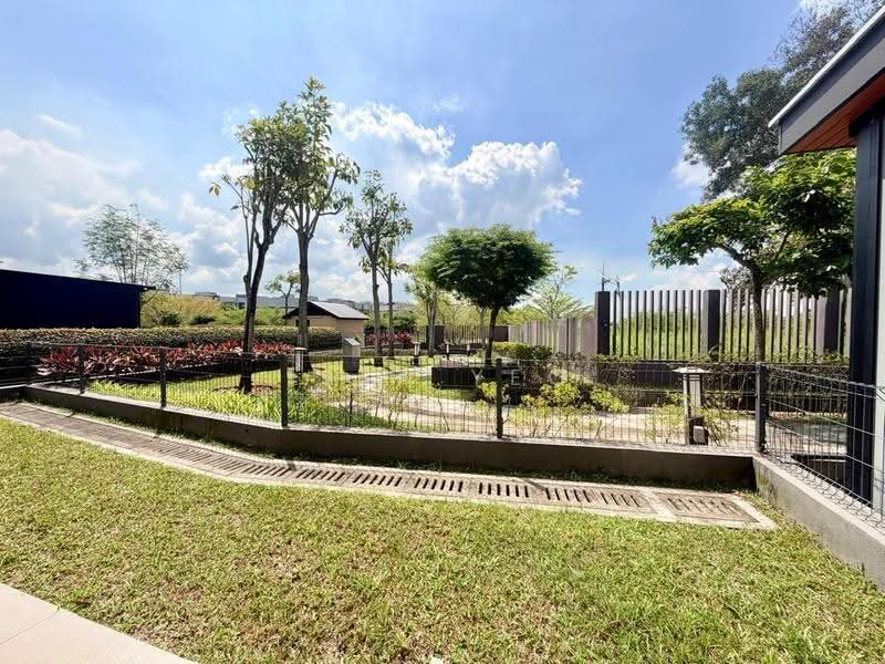 Semi-Detached House for Sale in Iskandar Puteri (Nusajaya) (Johor) - Lisa Yeo - Garden - PropertyGuru.com.my